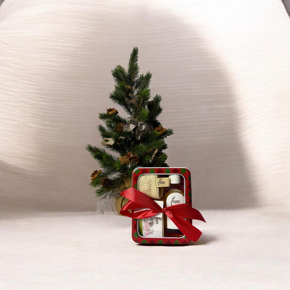 Scatola di Natale con Bagnodoccia, Saponetta e Sacchetto Portasapone